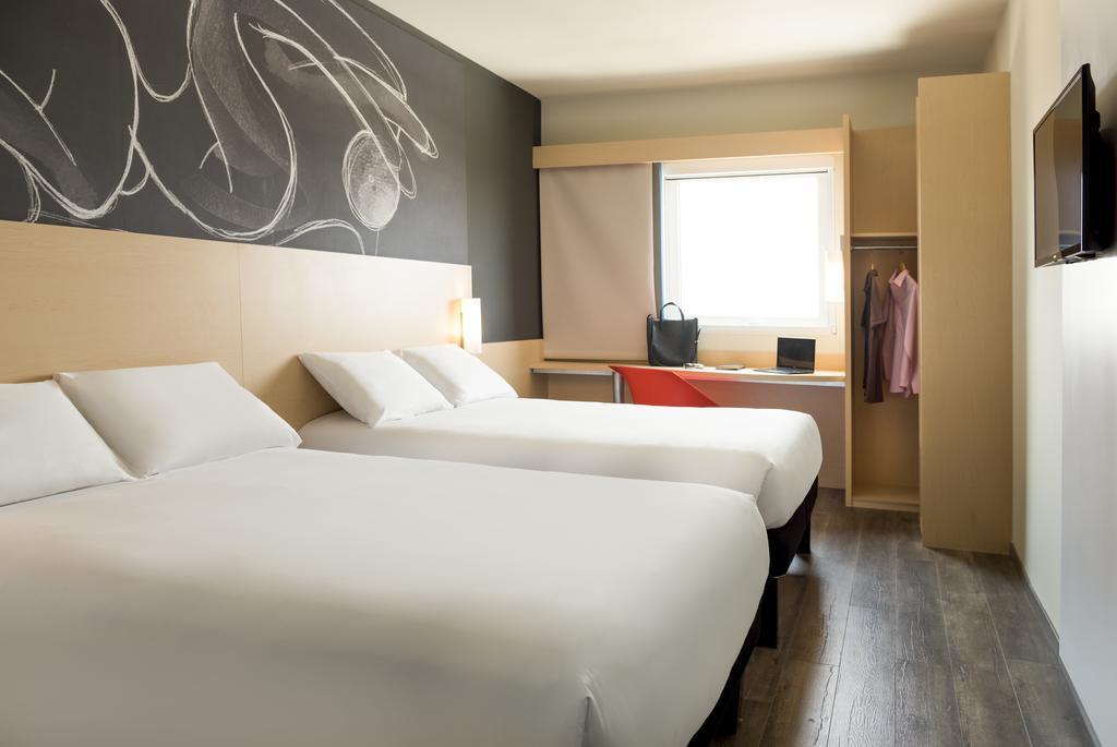 Ibis Culiacan Exterior photo
